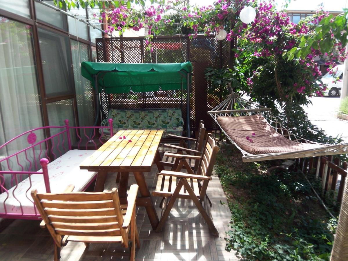 Izmir Tatil Evi Beach Resort Seferihisar Ürkmez Kültér fotó