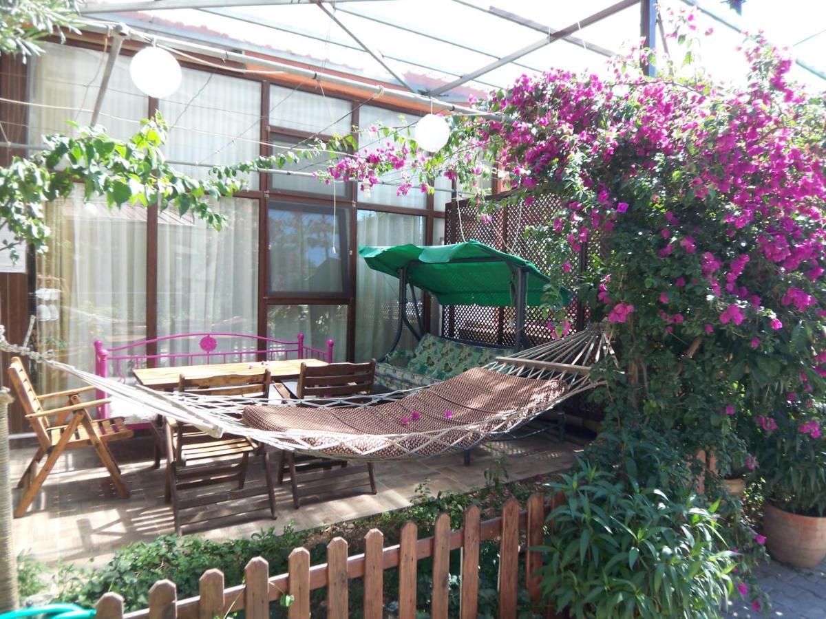Izmir Tatil Evi Beach Resort Seferihisar Ürkmez Kültér fotó
