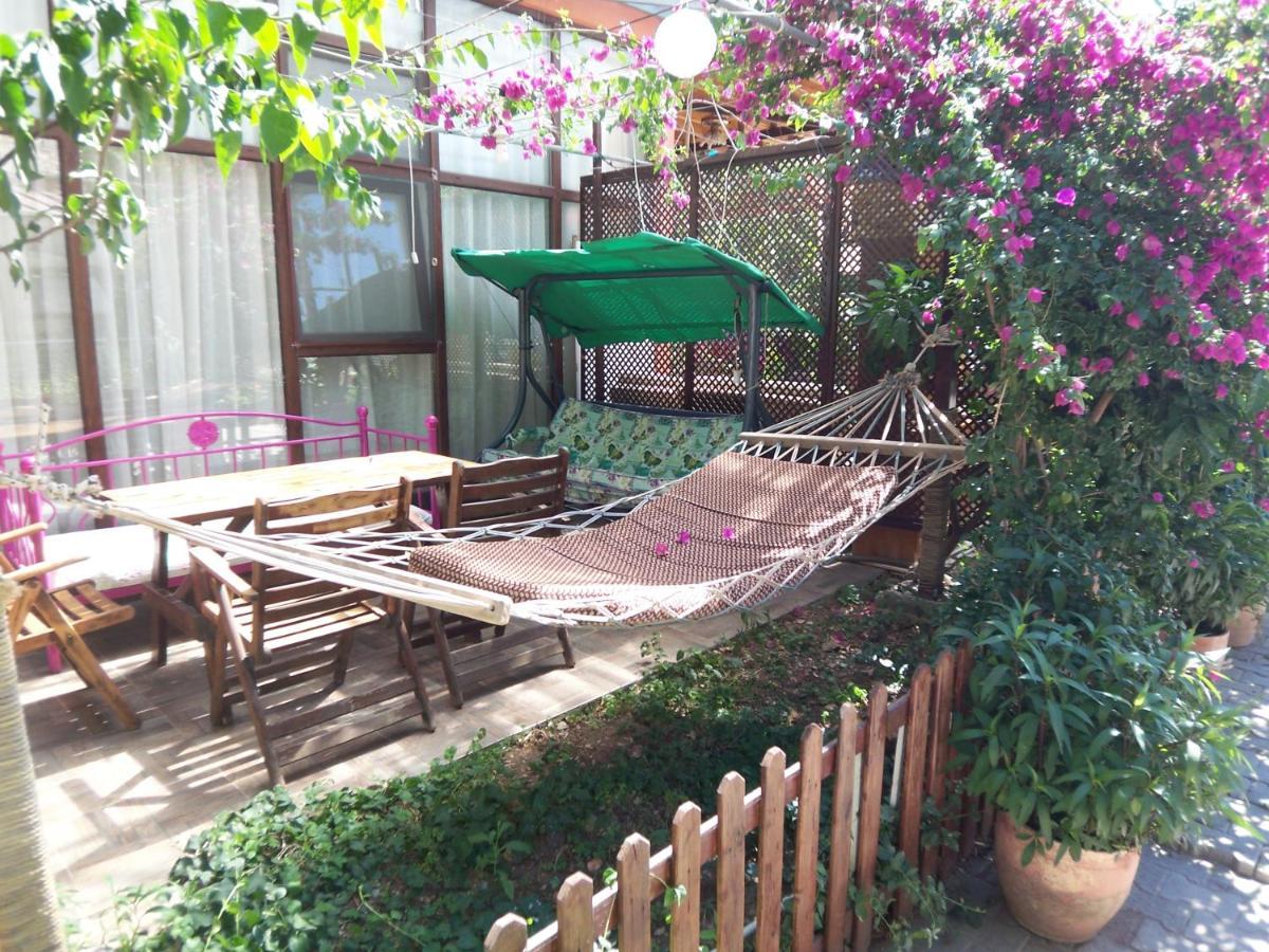 Izmir Tatil Evi Beach Resort Seferihisar Ürkmez Kültér fotó